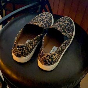 Sneakers leopard print